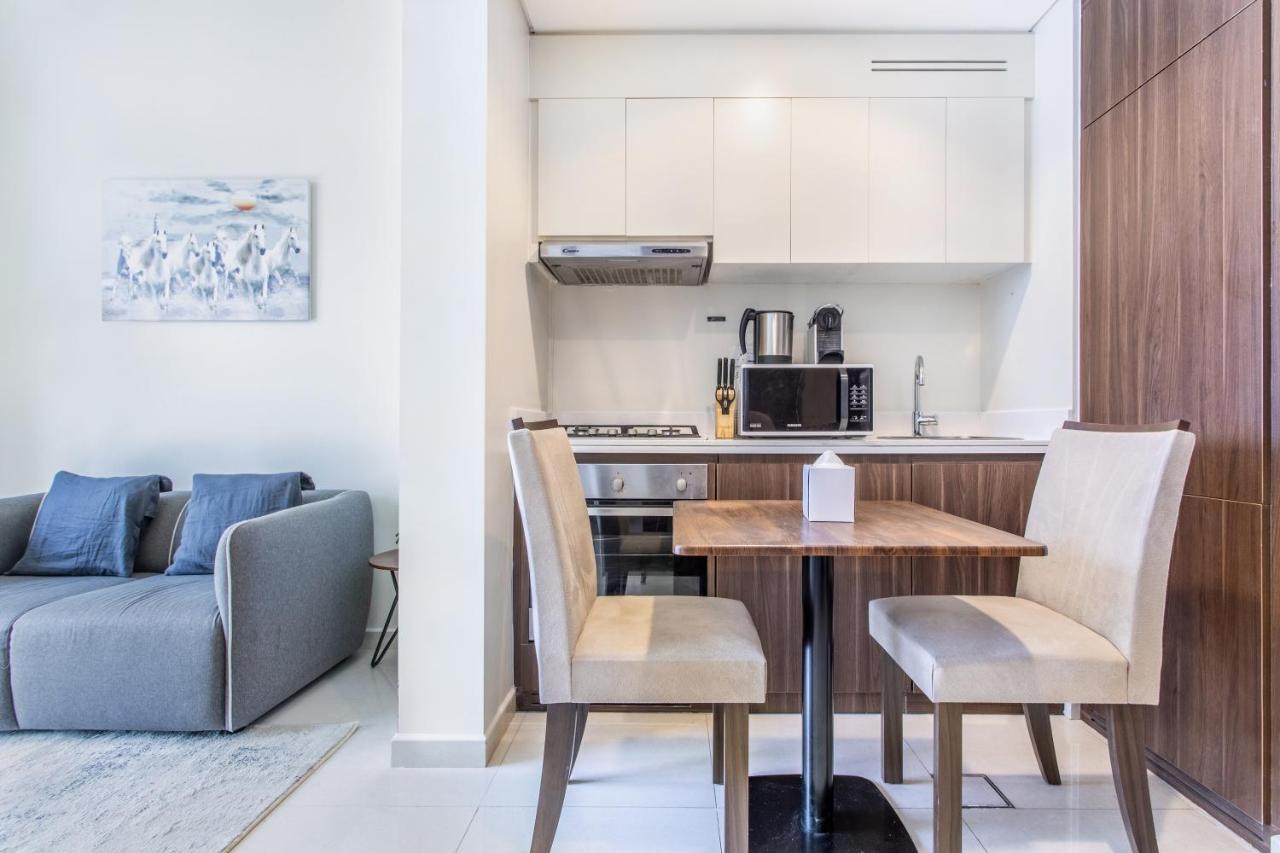 Reva Residences - One Bedroom Apartment By The S Holiday Homes Dubai Eksteriør bilde